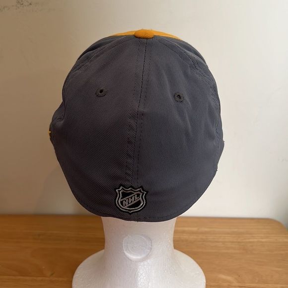 Reebok 🦬Buffalo Sabres NHL Hat - Picture 3 of 6